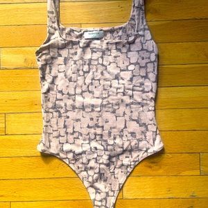 Aritzia Babaton Contour Bodysuit